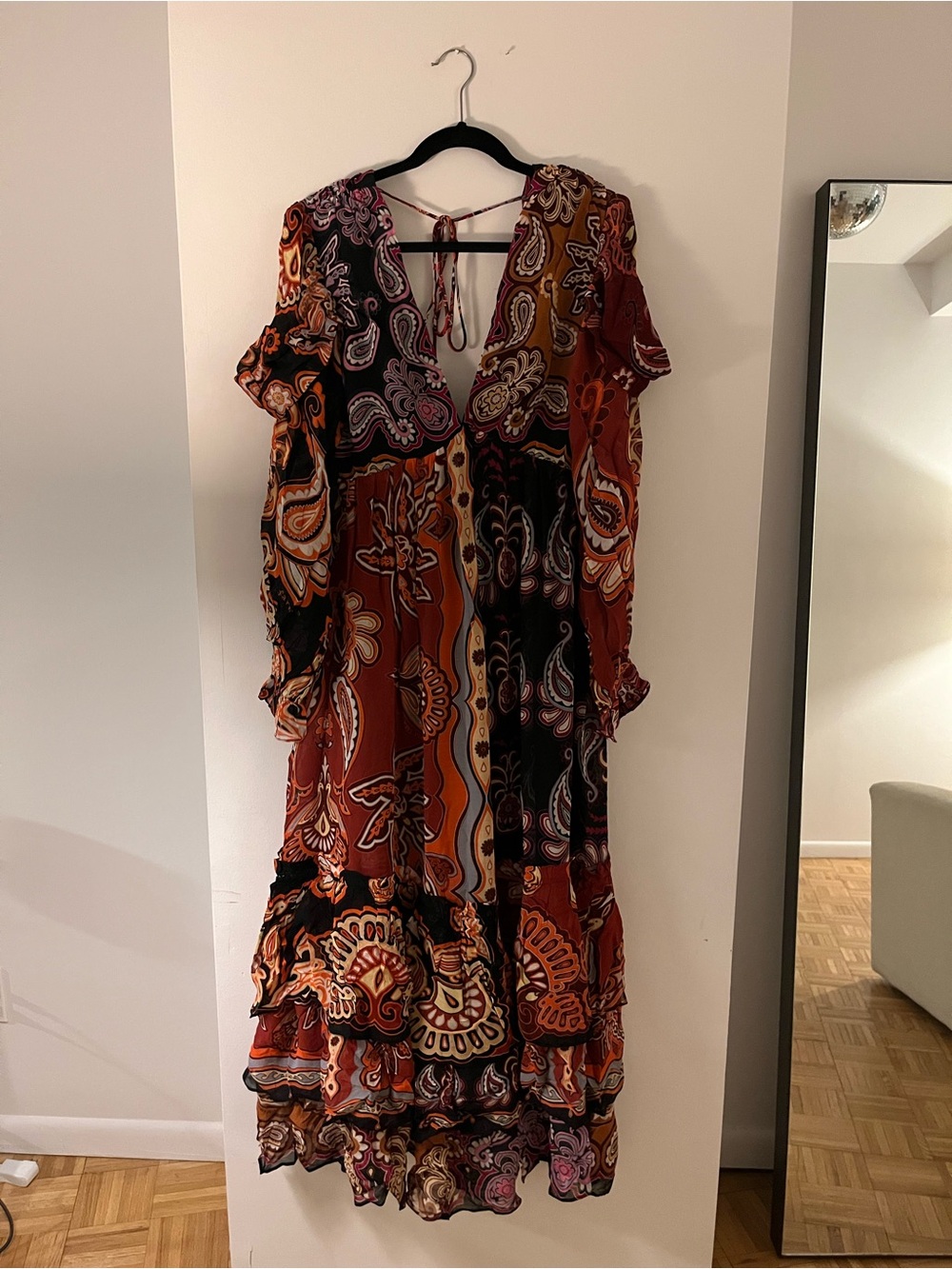 Farm Rio Boho Paisley V-Neck Maxi Dress in Burgundy - Picture 5 of 9